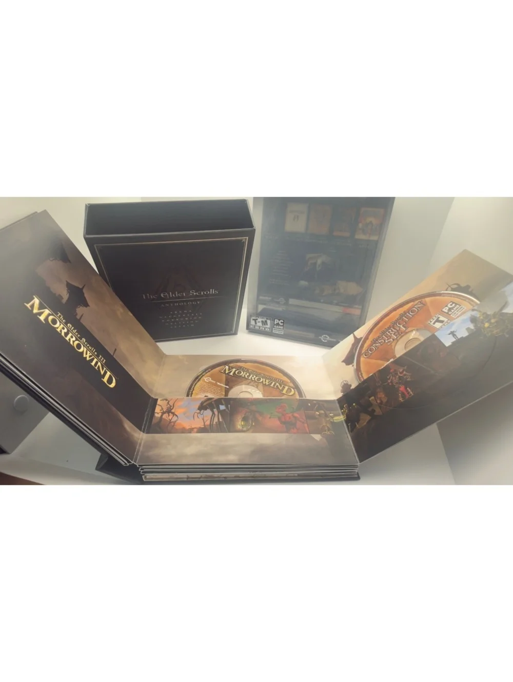 The Elder Scrolls Anthology Collector's 9 Disc Set for PC